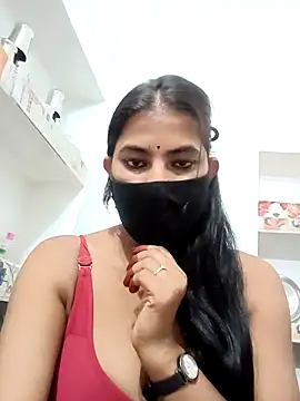 Hot radhaji online show from November 2025 08:20:02 PM