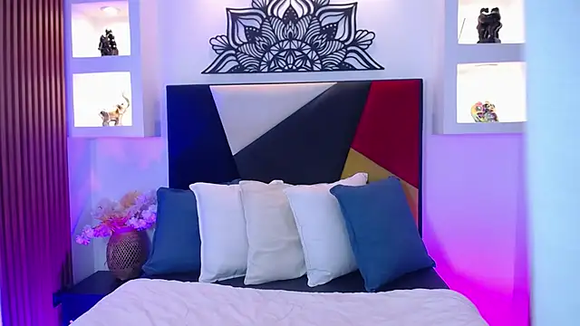 Emo Boy  online show from March 2026 08:22:02 PM