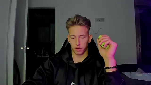 find0m master online show from January 2026 06:33:02 PM