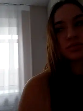 MayaGlow online show from November 2025 07:08:01 AM