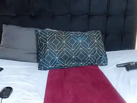 CaramelBootty online show from November 2025 10:21:02 PM