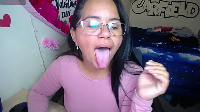 Miss  kendra  online show from April 2026 02:13:02 PM