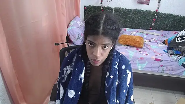 Snapshot of thianahorny chatting on June 2026 03:22:01 PM thianahorny online show from June 2026 03:22:01 PM