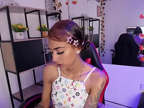 KarlaSlutSkinny   online show from November 2025 03:55:01 PM