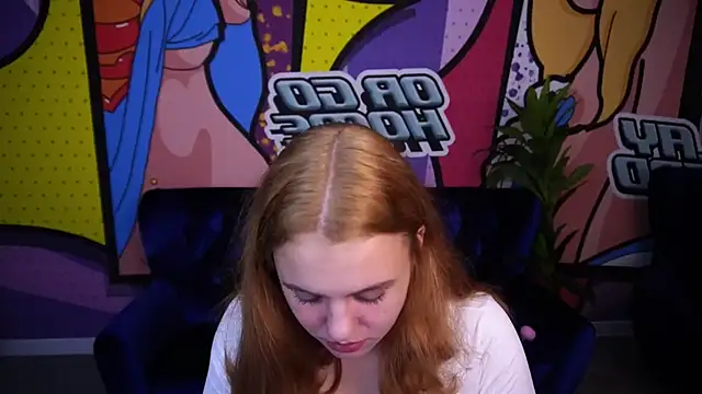 SnowWhiti online show from November 2025 01:46:01 PM