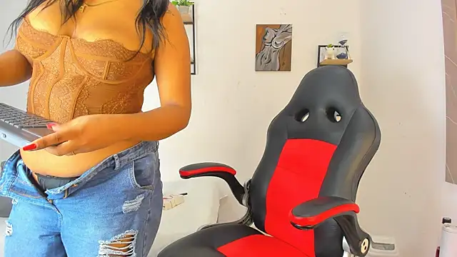 daniella molina1 online show from October 2025 08:29:02 PM