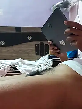 vickymtrb online show from October 2025 07:27:02 PM