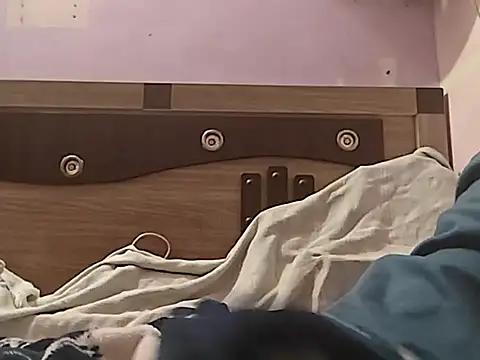 vickymtrb online show from December 2025 07:21:02 PM