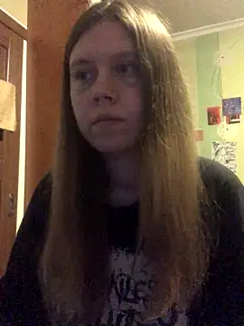 LunaVirelle online show from November 2025 09:02:01 PM