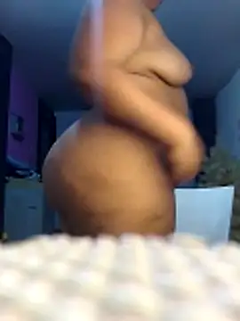 AprilBelmore online show from November 2025 05:32:02 AM