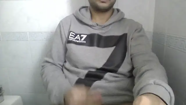 Snapshot of sci69 chatting on February 2026 02:11:02 PM sci69 online show from February 2026 02:11:02 PM