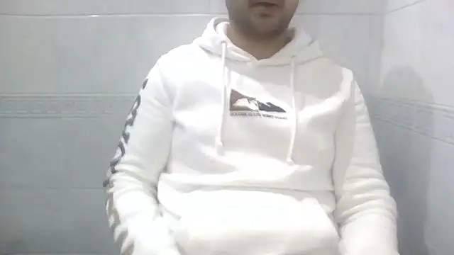 Snapshot of sci69 chatting on February 2026 05:33:01 PM sci69 online show from February 2026 05:33:01 PM