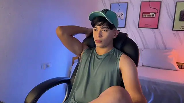 Snapshot of David_Nova chatting on November 2025 11:10:02 AM David Nova online show from November 2025 11:10:02 AM