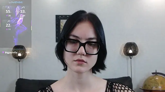 Marie Fitch online show from November 2025 02:00:02 AM