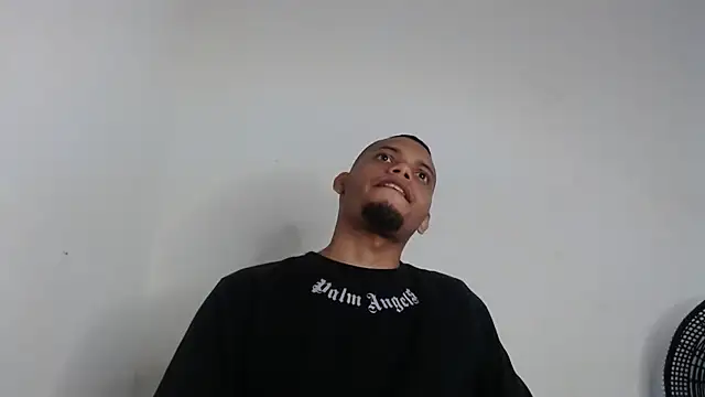 Snapshot of drako_monster chatting on June 2026 04:33:01 PM drako monster online show from June 2026 04:33:01 PM