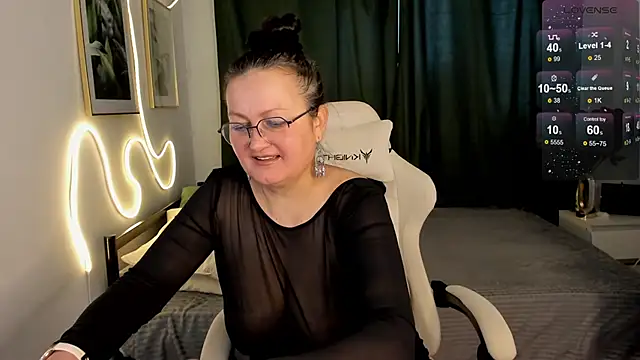 hottyannaa online show from February 2026 02:54:01 AM