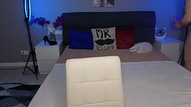 Passion-Blondy online show from April 2026 06:41:01 PM