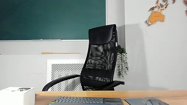 ClaireMathis online show from April 2026 02:42:01 PM