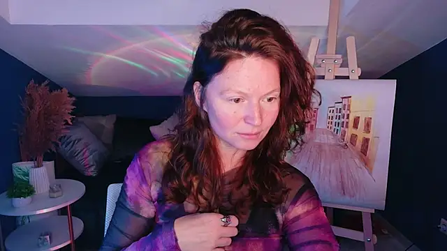 AuroraBorealis   online show from October 2025 07:00:02 AM