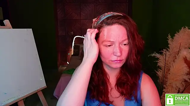 AuroraBorealis   online show from November 2025 06:16:02 AM