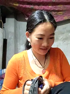 gio-thu online show from March 2026 02:45:01 PM