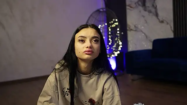 RachelRavee online show from January 2026 05:12:01 AM