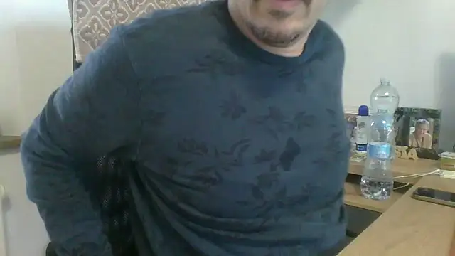 Kawayleo online show from November 2025 09:08:02 AM