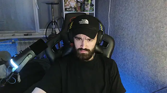 Nik Namee online show from November 2025 09:53:01 PM