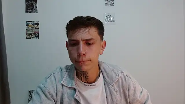 hot teo  online show from December 2025 09:58:02 AM