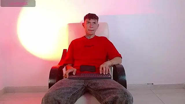 hot teo  online show from April 2026 12:33:01 AM