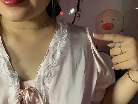 Snapshot of BeChinh_Lee chatting on May 2026 03:17:02 PM BeChinh Lee online show from May 2026 03:17:02 PM