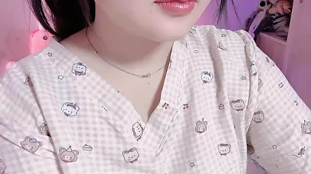 Snapshot of BeChinh_Lee chatting on June 2026 06:05:02 AM BeChinh Lee online show from June 2026 06:05:02 AM