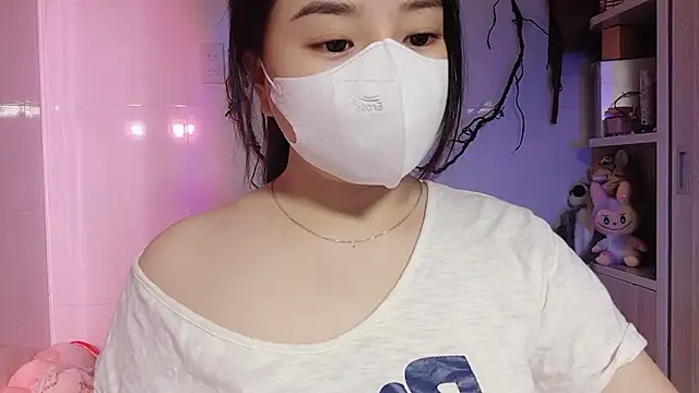 Snapshot of BeChinh_Lee chatting on July 2026 02:30:01 PM BeChinh Lee online show from July 2026 02:30:01 PM