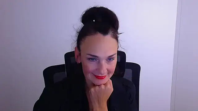 Rosie Rosee online show from November 2025 12:41:02 PM