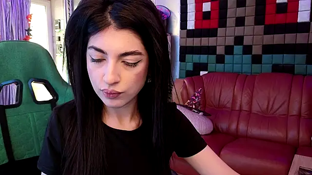 SinWolf  online show from October 2025 08:01:01 AM