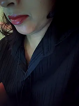 Royal Shona online show from October 2025 06:17:01 PM