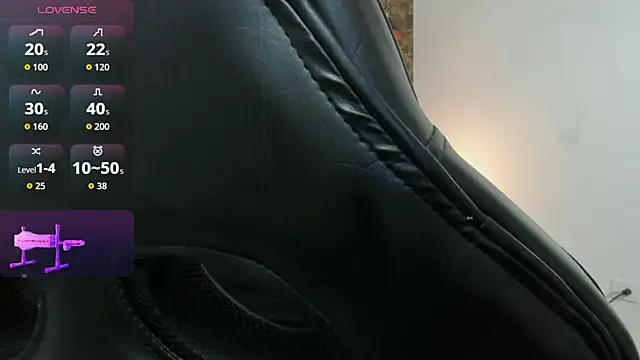 Vittoria Conti  online show from February 2026 05:25:01 PM