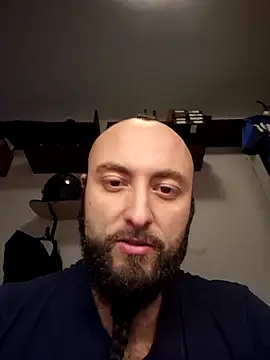 BeppeRagnar online show from November 2025 07:35:01 PM