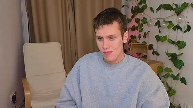 hun1er steele online show from October 2025 09:04:01 PM