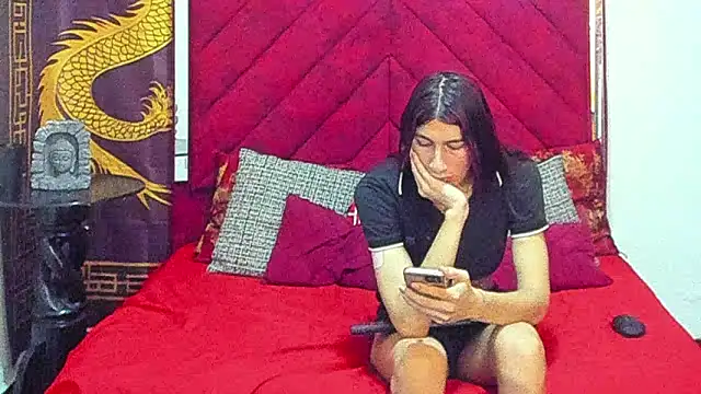 Pride couple online show from January 2026 11:28:01 PM