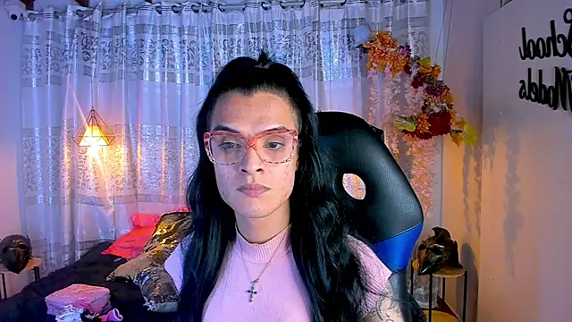 Snapshot of ZAMMIRA chatting on November 2025 05:07:01 AM ZAMMIRA online show from November 2025 05:07:01 AM