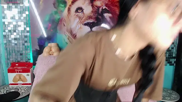 ZAMMIRA online show from April 2026 12:32:01 PM