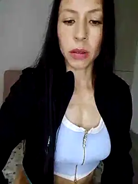 you yuyuu online show from November 2025 02:39:02 AM