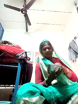 Hot hat online show from October 2025 03:39:02 AM