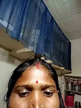 Hot hat online show from October 2025 11:09:02 AM