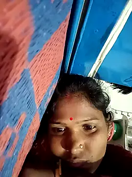 Hot hat online show from October 2025 05:13:02 PM