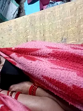 Snapshot of R_sehjal chatting on November 2025 10:01:02 PM R sehjal online show from November 2025 10:01:02 PM