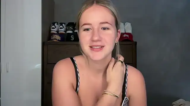 itssosierra online show from May 2026 12:38:02 AM