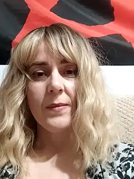 Amelialove42 online show from February 2026 05:40:02 PM