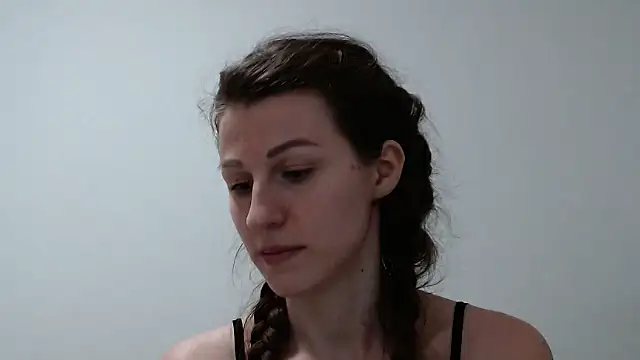 Snapshot of Waliryn chatting on February 2026 09:00:02 PM Waliryn online show from February 2026 09:00:02 PM